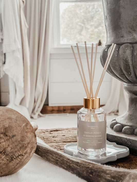 Dahlia Petals & Sandalwood - Reed Diffuser